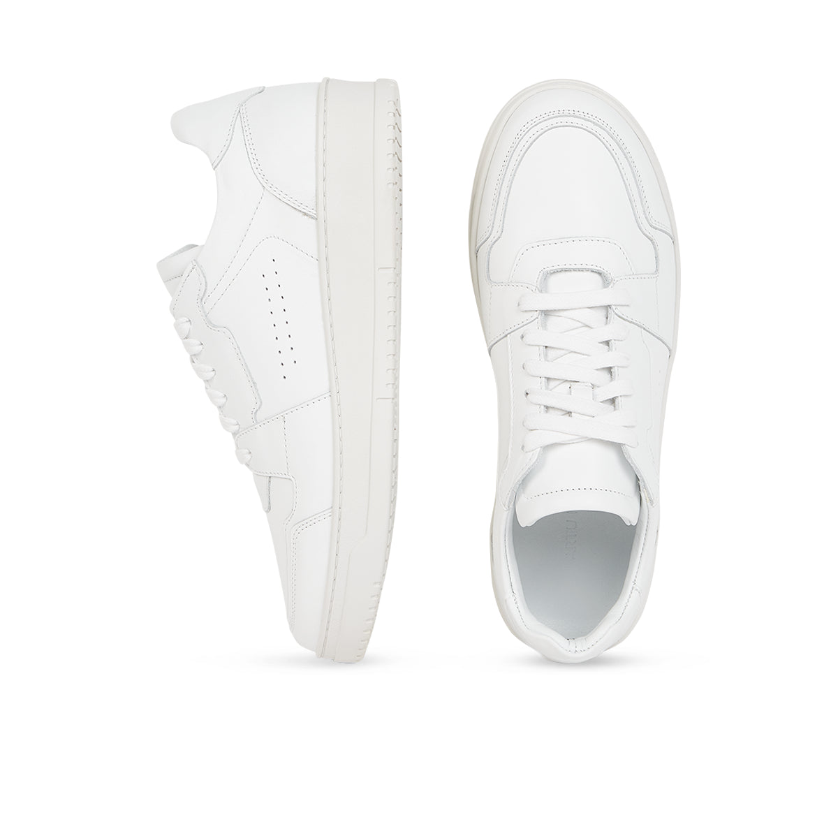 Sneaker Cem