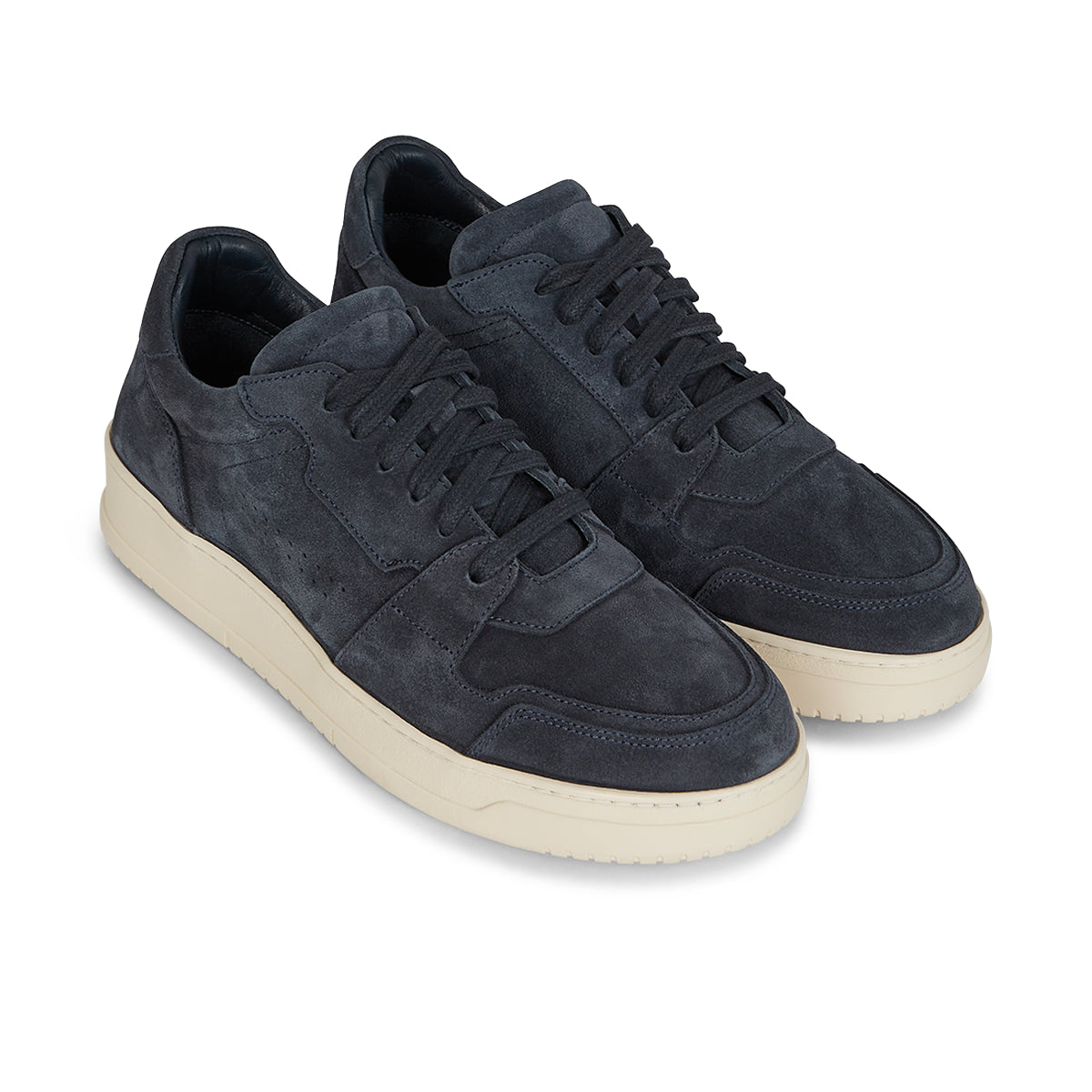 Sneaker Cem